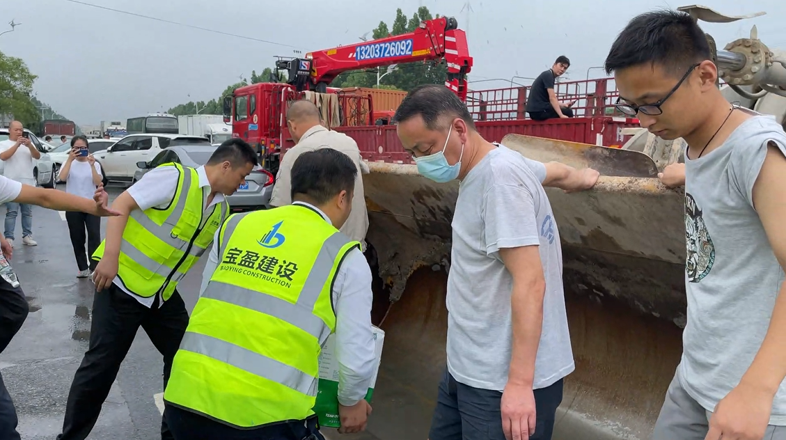 全力以赴，河南寶盈建設(shè)集團(tuán)有限公司防汛搶險(xiǎn)阻擊戰(zhàn)